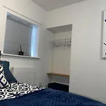 City Escape! Fishponds Apartment, Bristol, Sleeps Up To 4 Guests